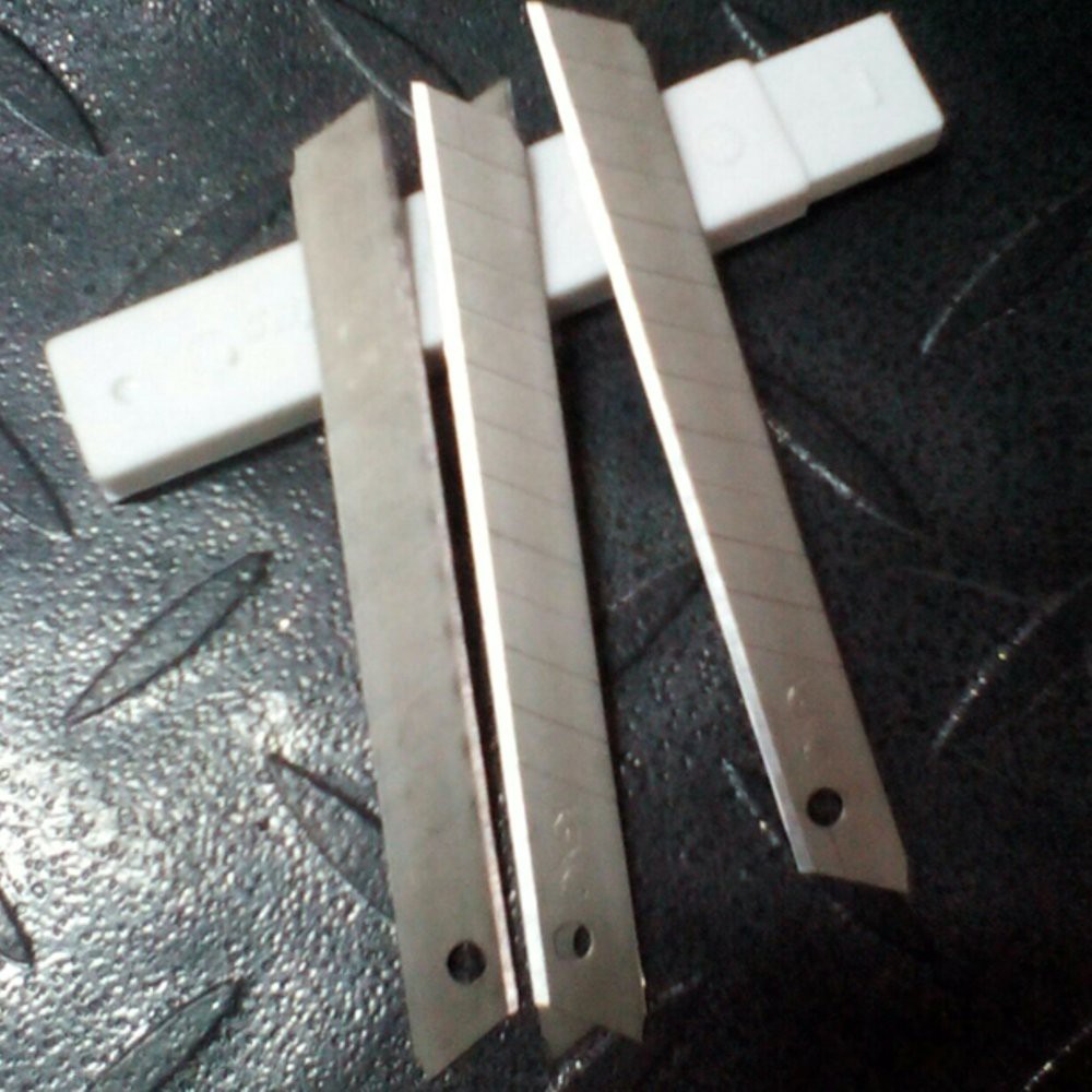 

Jual isi Cutter A 100 Merk KENKO Murah