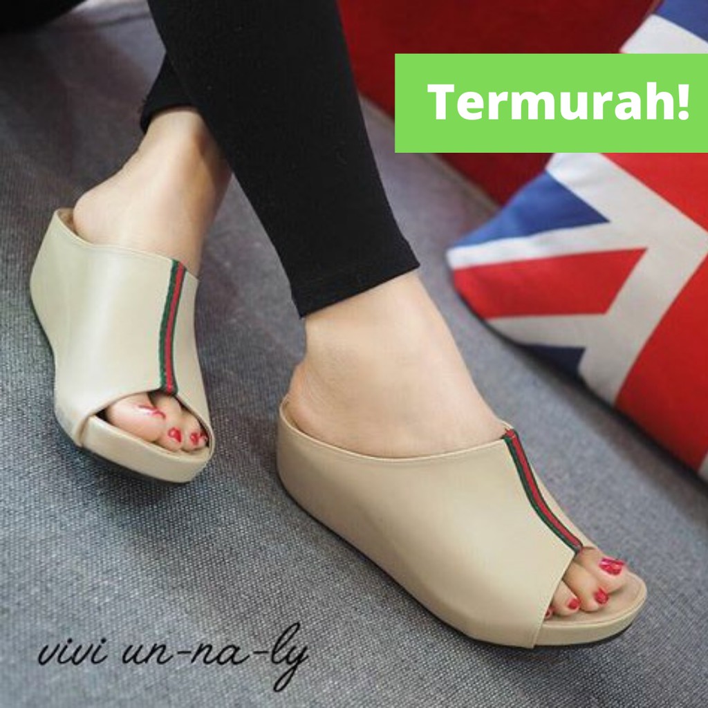 Sandal Wegdes Wanita Cream Fashion Simple Casual Import MR81