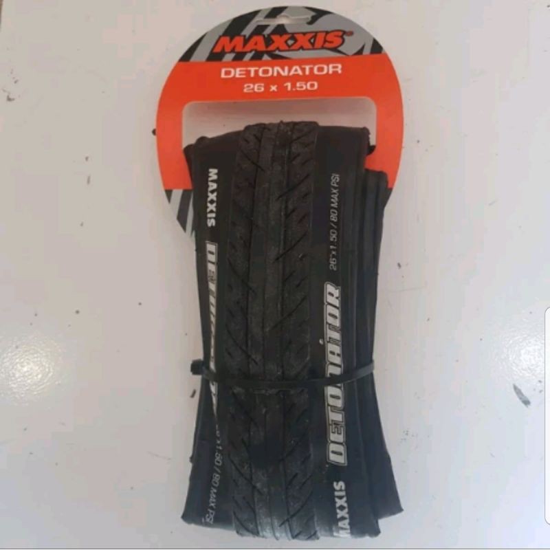 Ban Luar Maxxis Detonator 26x1.50 Tire 26 x 1.50
