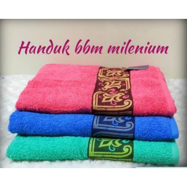 HANDUK MANDI BBM MILENIUM 70 X 140 CORAK BATIK