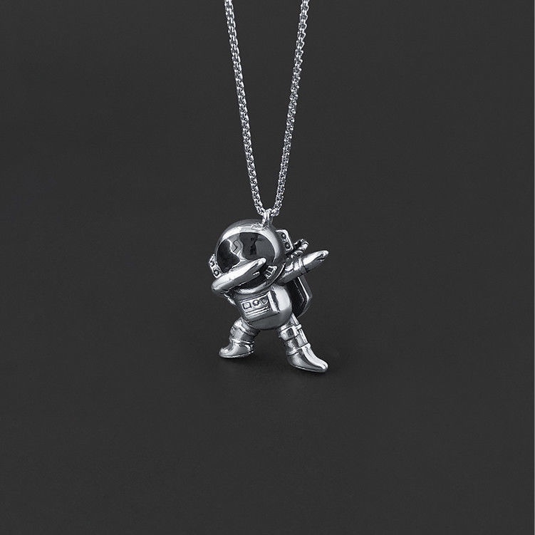 In street fashion keren astronot kalung pasangan ornamen spaceman kalung hip-hop sweater lanyard lio