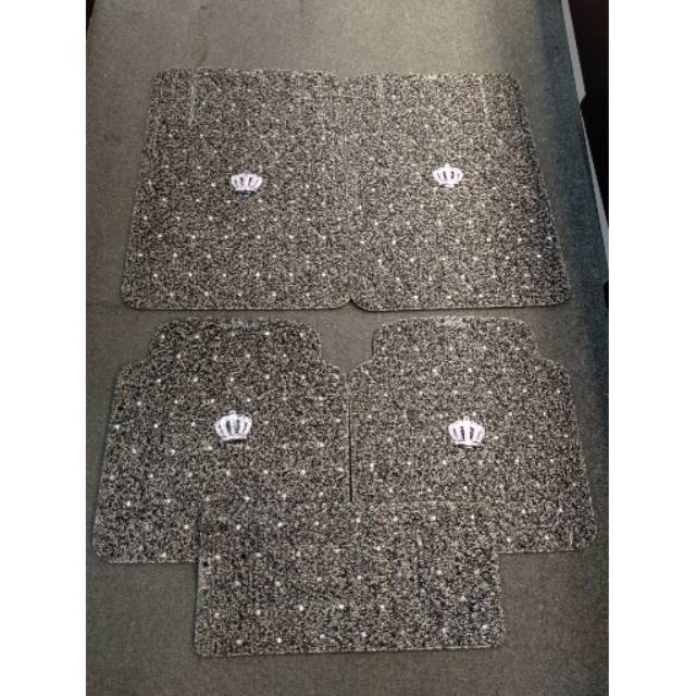 Karpet Mobil Alas Kaki Mobil Rumput DAD Mahkota Abu Abu