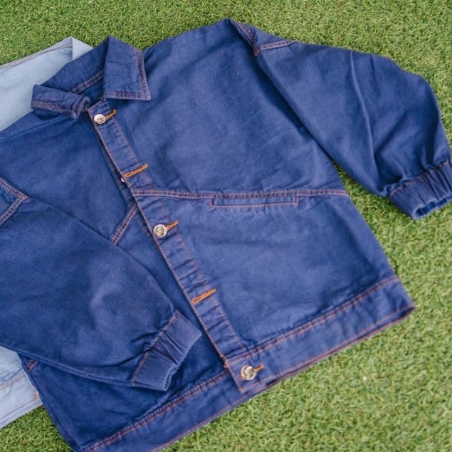 JAKET JEANS ALMA SANDWASH JUMBO LD 100-146 BAHAN DENIM JAKET WANITA CROPTY BIGSIZE-TANIA NAVY LD 110
