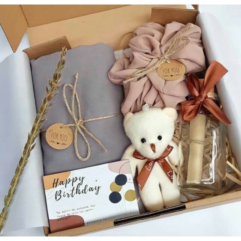 

hadiah spesial buat wanita kado ulang tahun atau hadiah