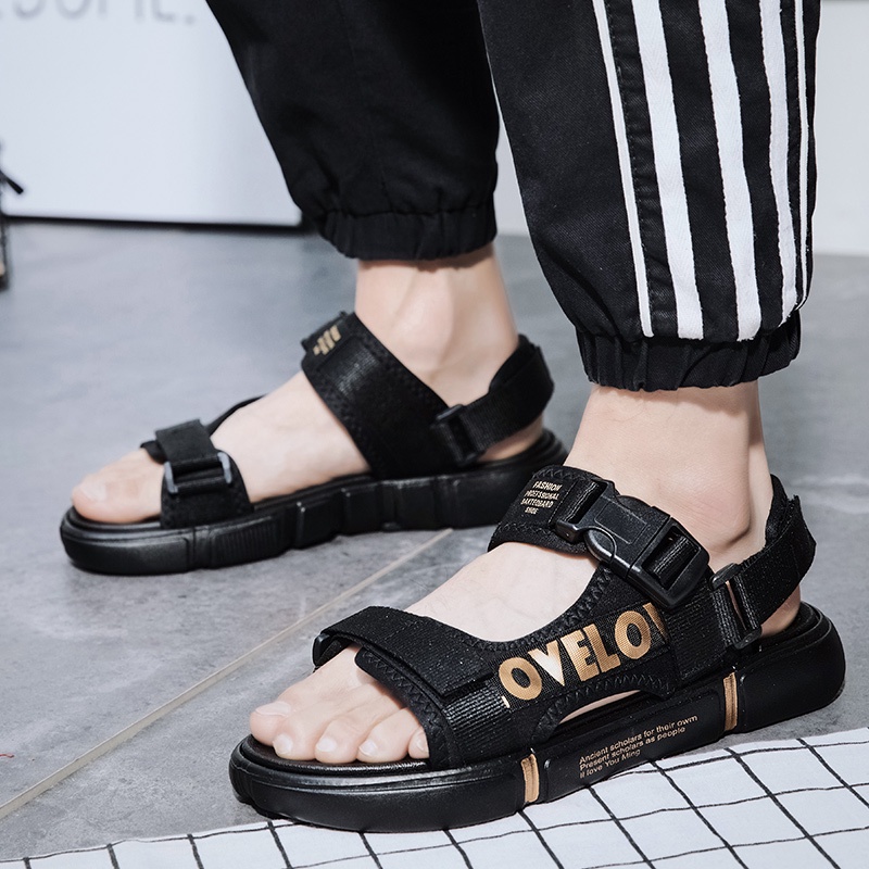 [100% Asli Diimpor]COD Sandal -sandal Pria Fashion Pria /WANITA ; / Sendal Jepit / Sendal Gunung / Sandal Murah / Sandal Pria / Sandal Sol Lembut Karet / Sandal / Sandal Pria Casual / Sandal Pria Dewasa / Sandal Gunung Pria/Tali Bahu Yang Bisa Dilepas