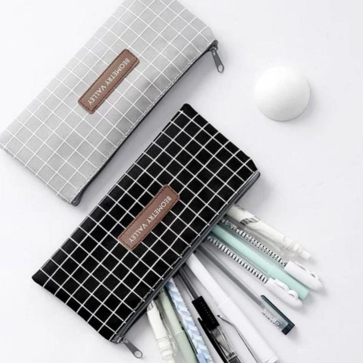 

JTB Tempat pensil kekinian polkadot C892 ー