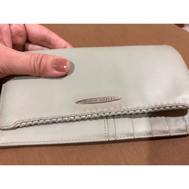 Dompet wanita Merk Braun Buffel
