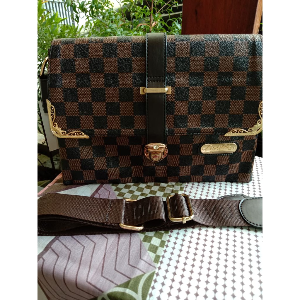 Tas Wanita Selempang dan Bahu LV Sling 1 Ruang