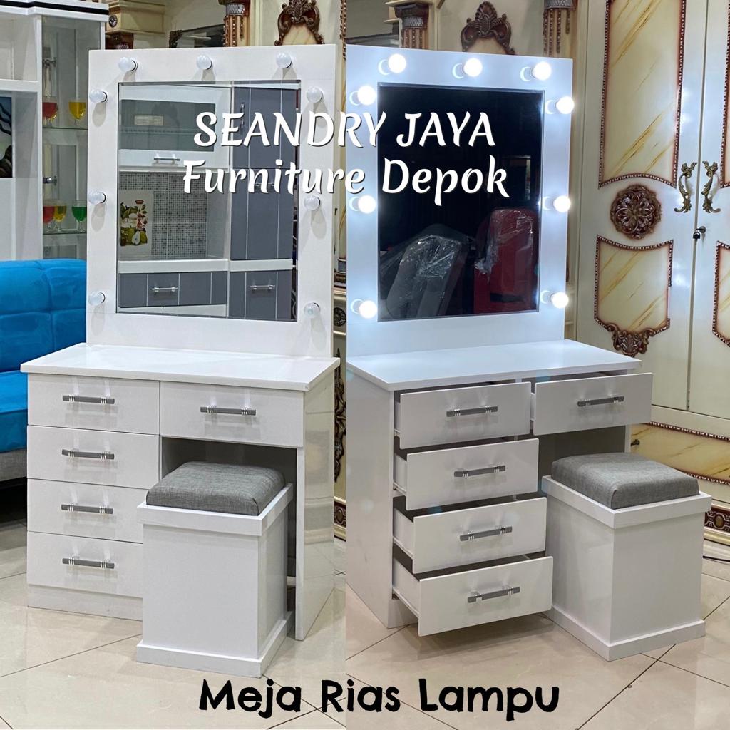 Jual MEJA RIAS LAMPU MINIMALIS PUTIH KAYU BLOCKTEAK MODEREN / KEKINIAN ...