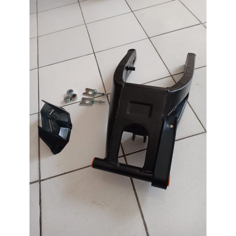 harga promo bulan ini boleh di bantingkan dengan toko lainswing arm RD racing model R15 untuk motor 