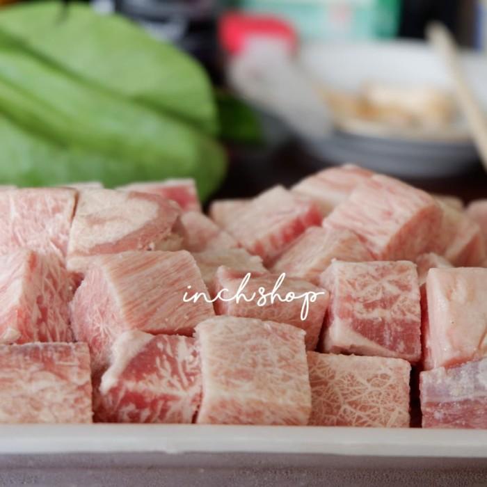 

Steak | Wagyu Saikoro Halal Daging Sapi Wagyu Cube Kotak Frozen Meat Bogor