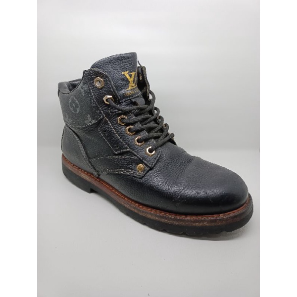 Sepatu LV Louis Vuitton high all leather