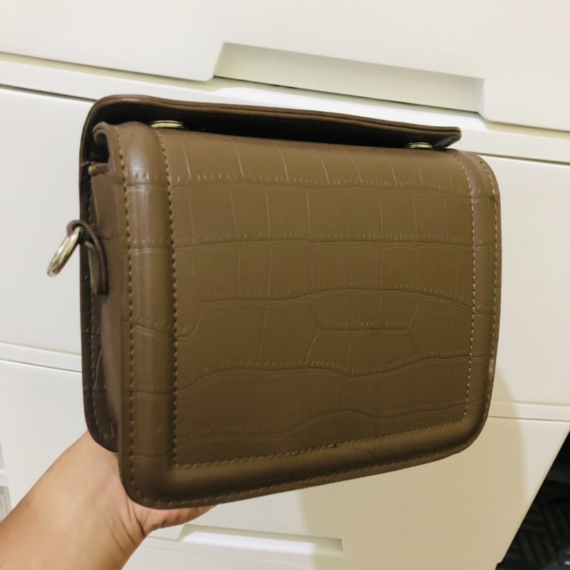 MARRY JO TAS SLINGBAG WANITA MOCCA MOTIF CROCO ORIGINAL STORE