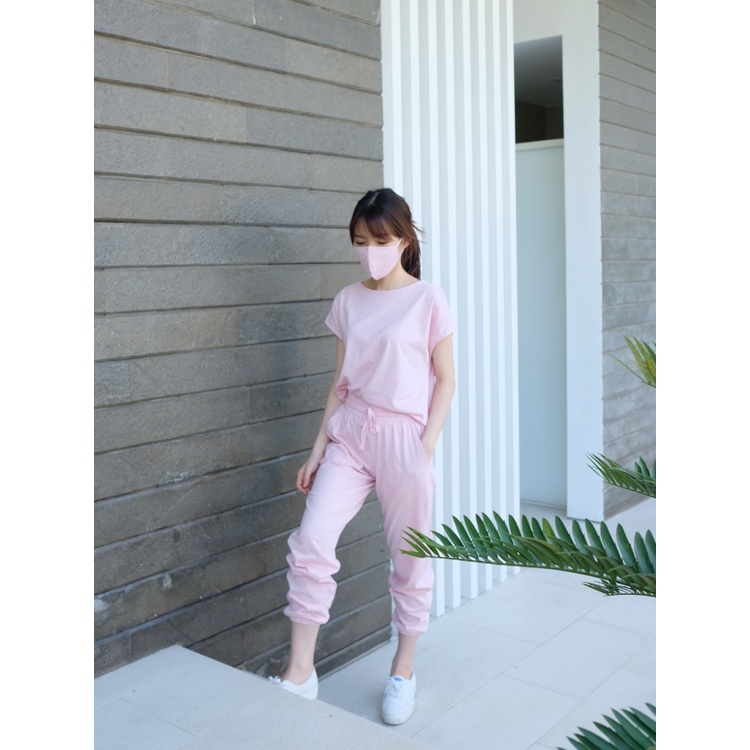 S-0130 Set Comfy & Sporty with Matching Mask-LIGHT PINK