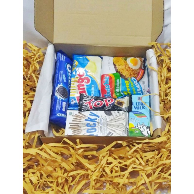 

BAEBOX | GIFT BOX/SNACK BOX (MEDIUM) ANNIVERSARY, BIRTHDAY, GRADUATION