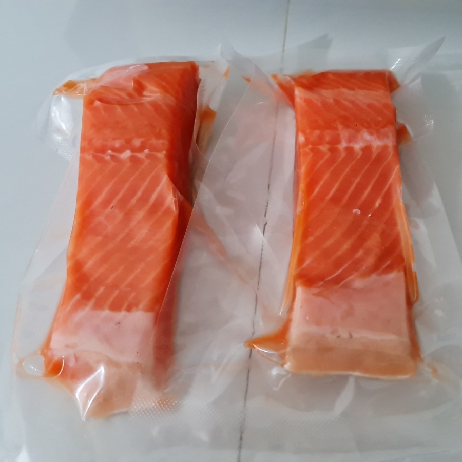 

IKAN SALMON FILLET PREMIUM @1Kg - NORWAGIAN SALMON