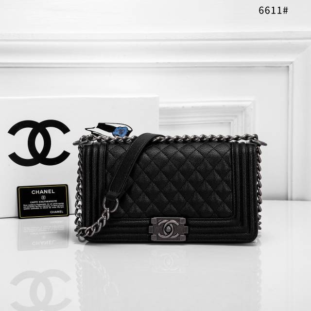 Chanel  Le Boy Classic Caviar Skin So Black #6611