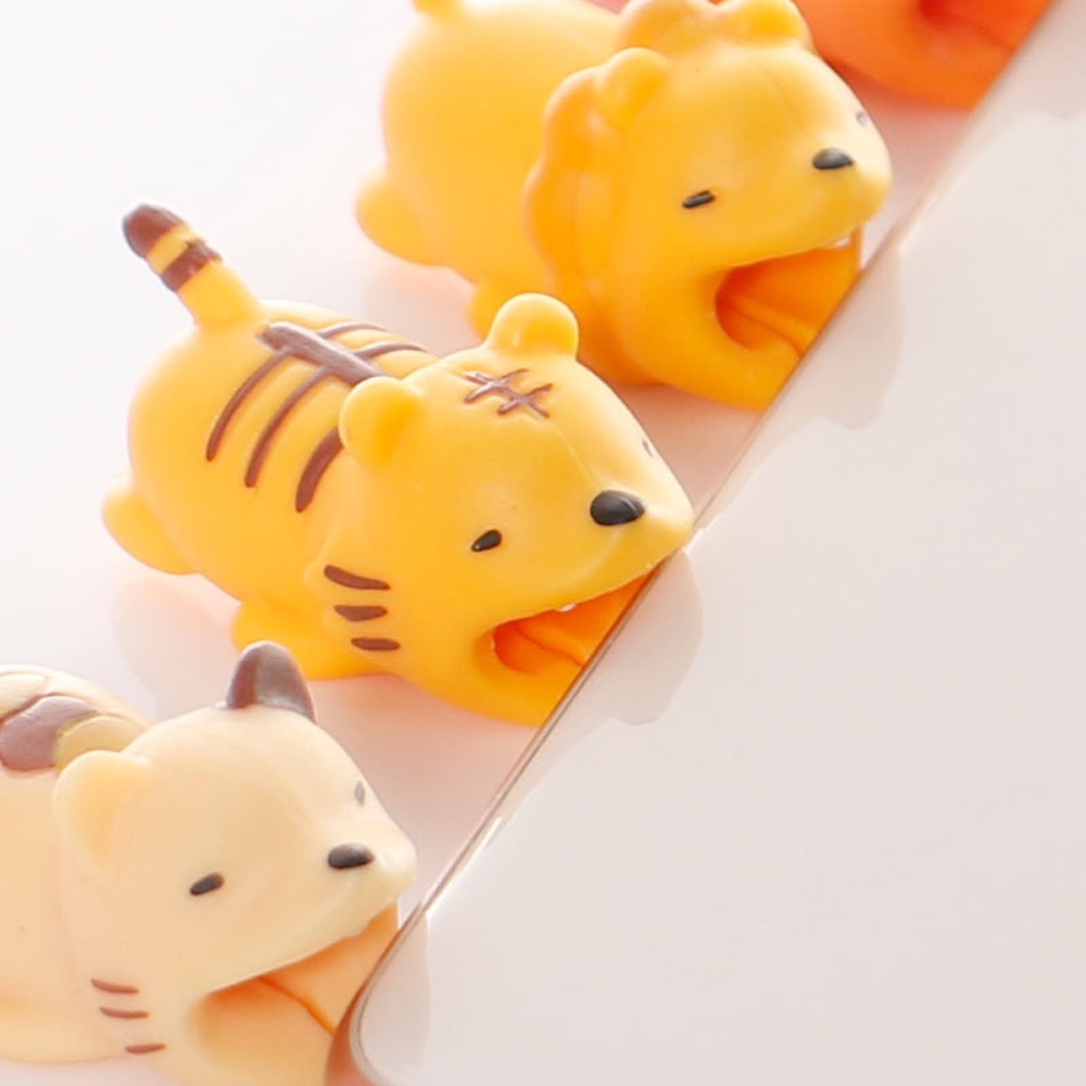 QUINTON Phone Accessories USB Cable Bites Protector Cartoon Animal Shape Cable Protector Cute Cellphone Decor Cable Storage Holder Cable Organizer Cable Doll Toy Earphone Cable Data Line Protective