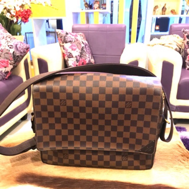 sale Damier Louis vuitton Authentic 100% original preloved