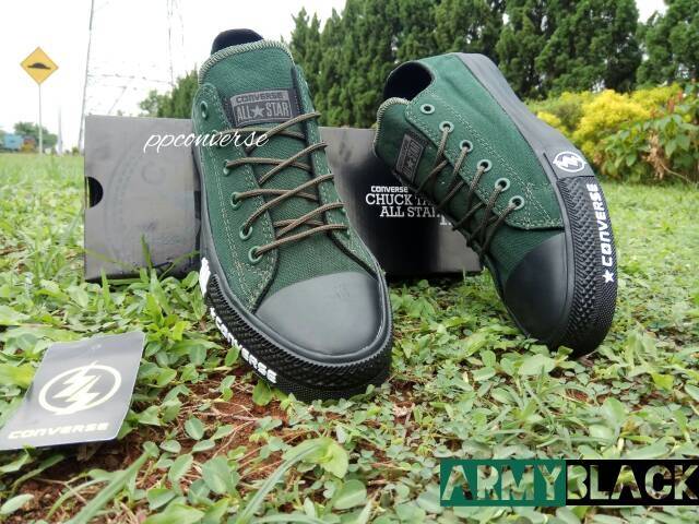 Converse Chuck Taylor New Release Undefeated Army Pendek