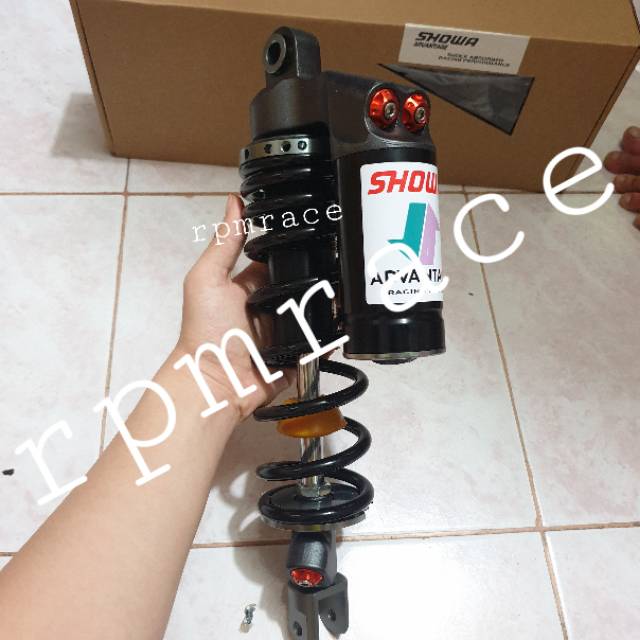 Shockbreaker belakang tabung atas showa model wp 330mm 310mm beat vario vario 125 vario 150 dll