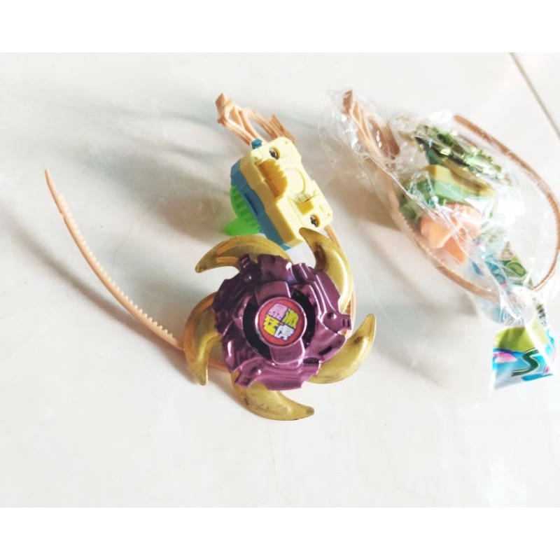 Beyblade Gasing Besi/Gangsing Jadul Mainan Anak Bagus Murah