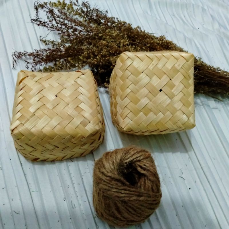 

[ Halodul ] Besek Bambu 10x10 Besek Souvenir Bleaching Termurah