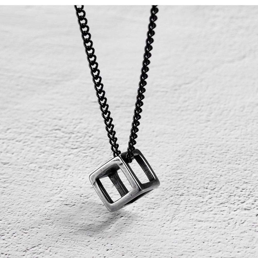 Needway  New Punk Necklace Cool Cube Shape Clavicle Choker Women Men Boy Industrial Style Fashion Jewelry Geometric Hip Hop Men Pendant/Multicolor