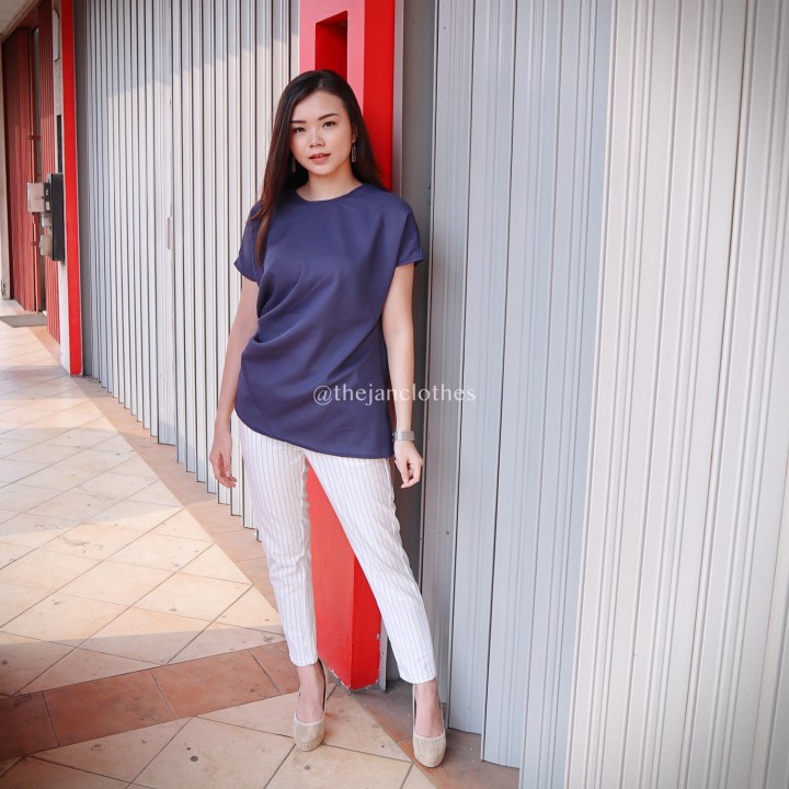 Devi blouse navy - Thejanclothes