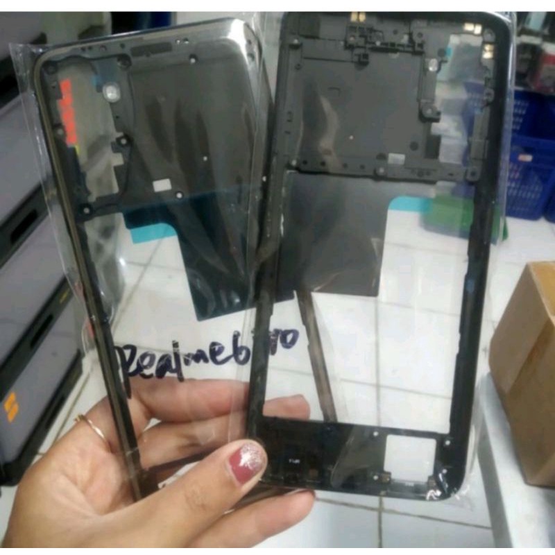 TULANG TENGAH BEZEL REALME 6 PRO MIDDLE FRAME TUTUP MESIN