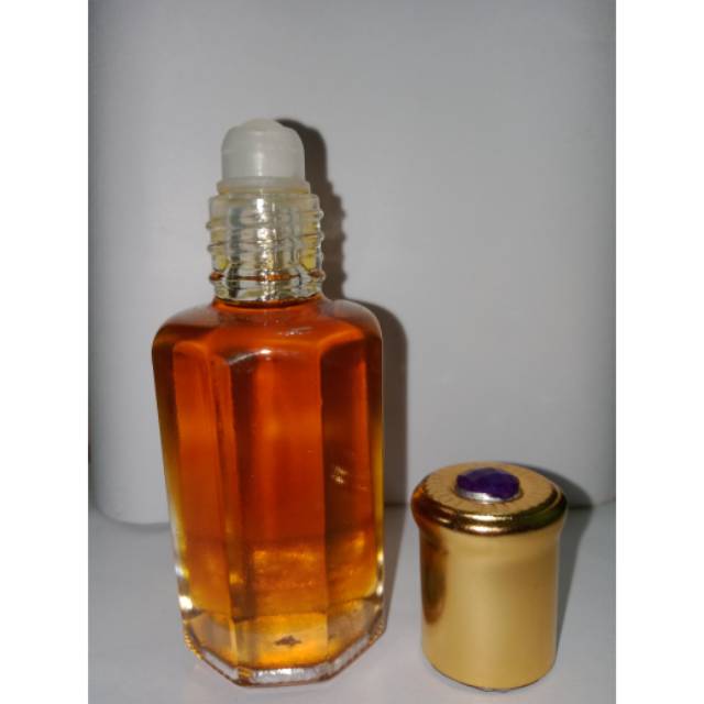 Minyak Wangi Pohon Gaharu (Oud) Asli