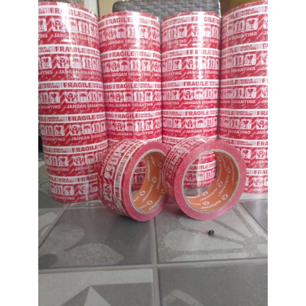 lakban fragile merah 2&quot; (45 mm x 100 yard) tebal harga murah