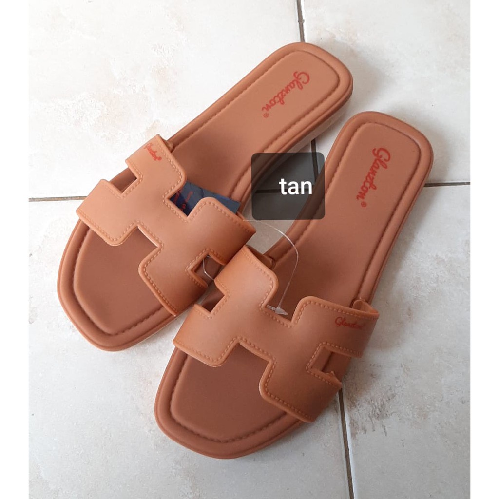 Sandal Flat Wanita Casual/Sandal Jelly Slip Polos/Motif H