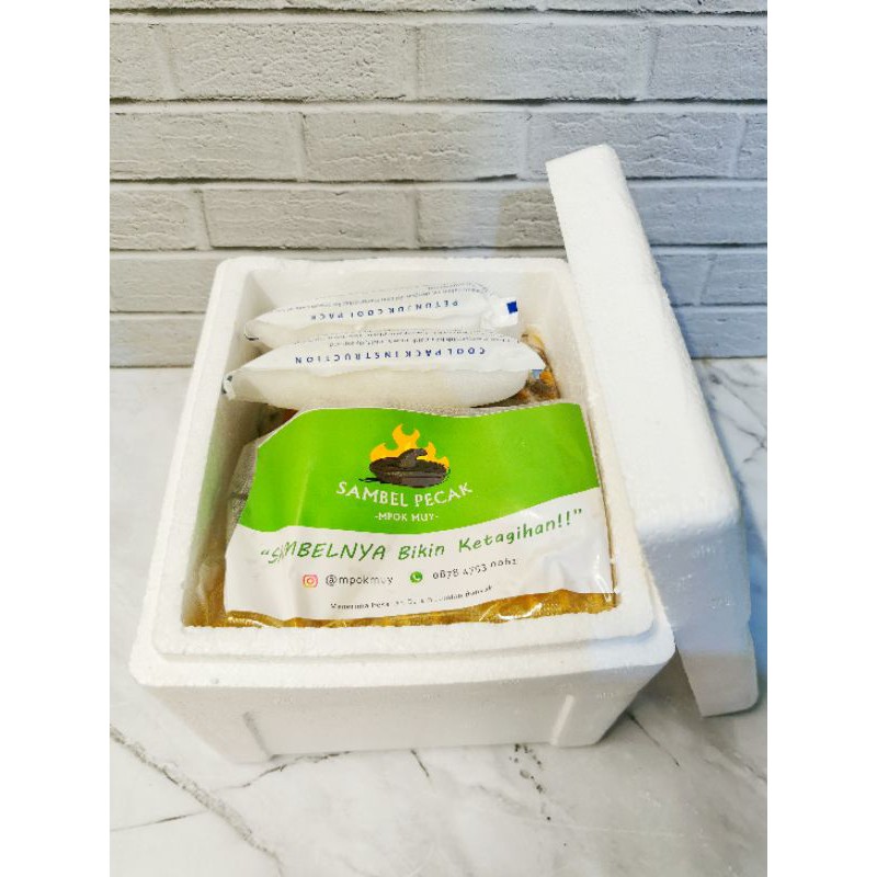 

2 porsi sate Kerang medan dan sterofoam