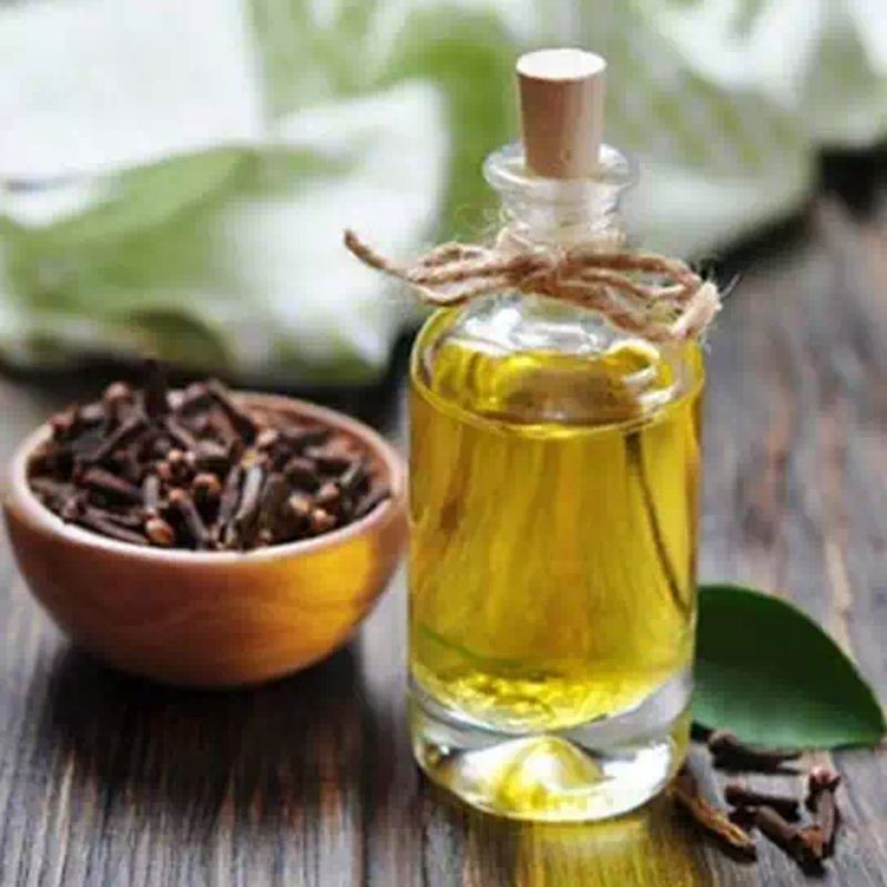 

MINYAK CENGKEH 1 LITER