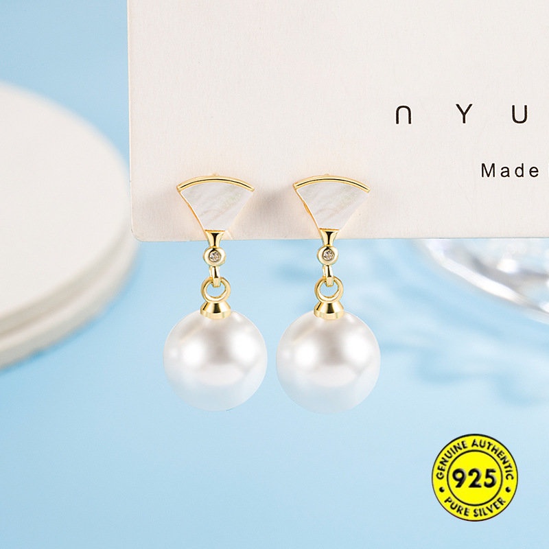 Anting Tusuk Mutiara Kerang 18K Bentuk Kipas Untuk Wanita U1042