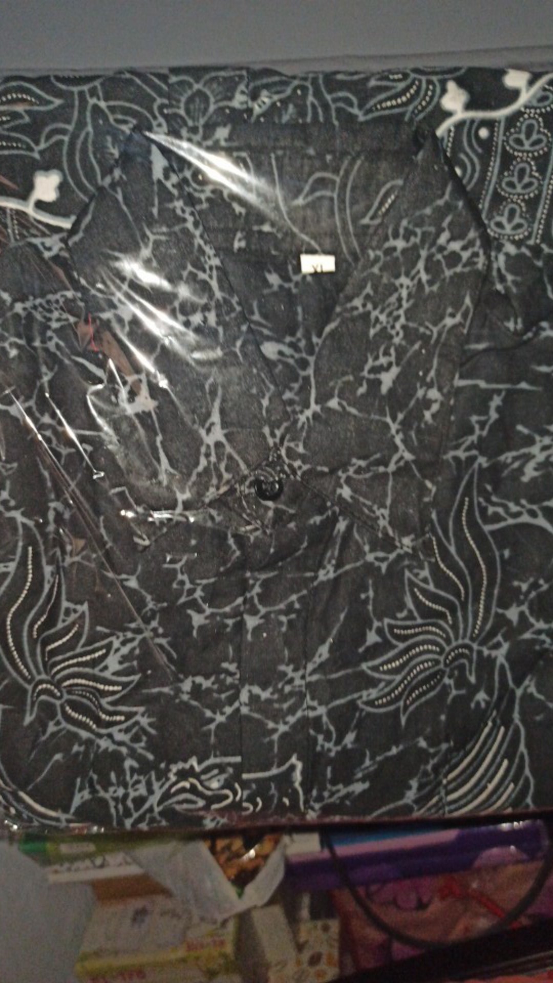 Kemeja Batik Motif Garuda Indonesia Dan Presiden