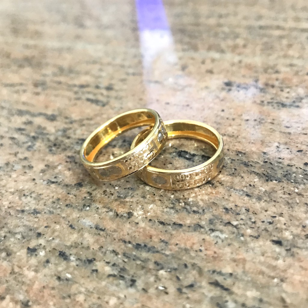 Cincin Couple Kristal Variasi (Emas Asli Kadar 700)