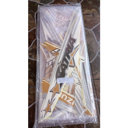 STIKER STRIPING LES BODY MOTOR SUZUKI SATRIA FU F 150 2014 FULL PUTIH