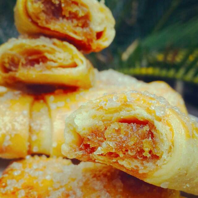 

Molen Nanas Khas Sidoarjo HOMEMADE 100%INDONESIA