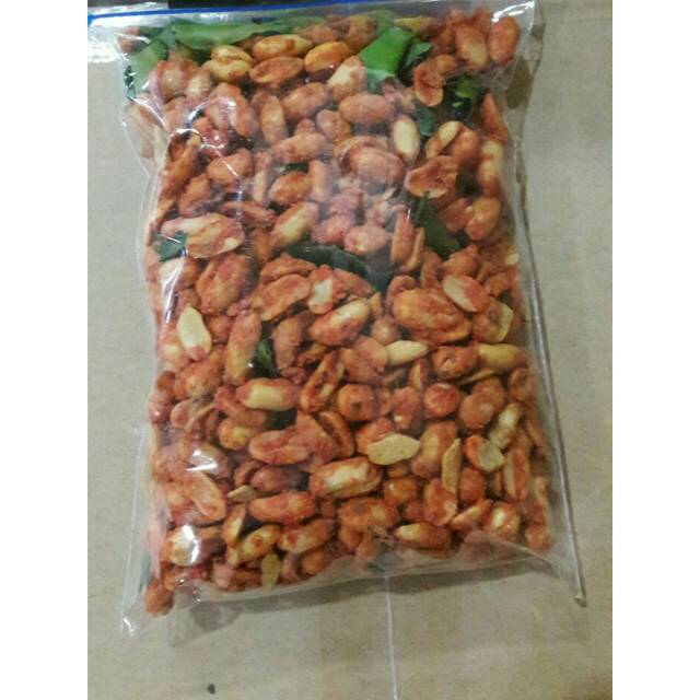 

Kacang Thailand Pedas 500 gr