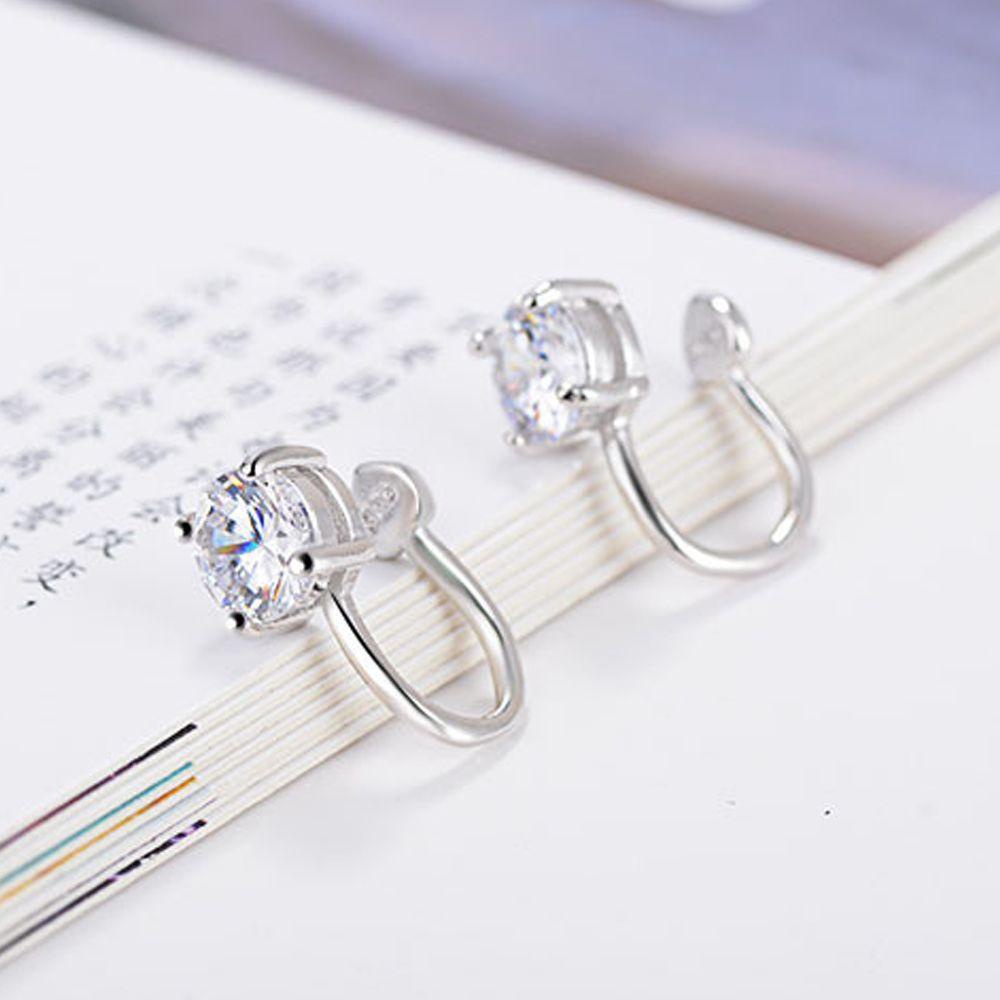 Manset Telinga Zirkon Nanas 6mm 4mm Pesta Wanita Pria Anting Non Piercing