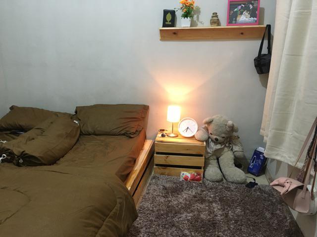 Bedcover + Sprei Fitted Flat Quincy Vallery Polos Tinggi 30 180x200 Dark Red Dark Pinkv Bc180vlr