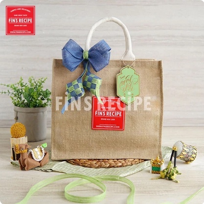 

READY BEKASI 09 NOV 2024 - FINS RECIPE JAKARTA HAMPERS SHOPPER BAG EID MUBARAK LEBARAN NATAL CHRISTMAS HAMPER SALE PROMO PAKET HADIAH OLEH OLEH PACKAGE IDUL FITRI RAMADAN LEBARAN FESTIVE SEASON CNY CHINESE NEW YEAR IMLEK GIFT BOX CROISSANT CROFFLE