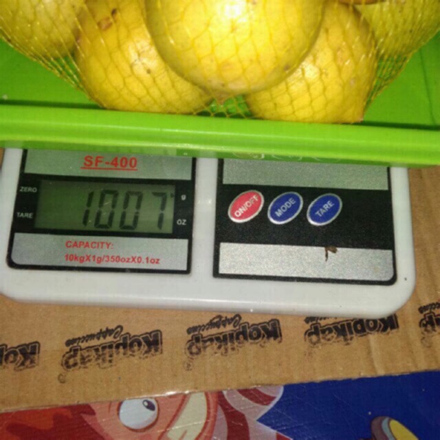 

Jeruk lemon lokal GRADE A SEGAR 1kg kualitas import,buah cegah virus corona