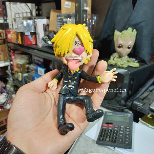 ONE PIECE VINSMOKE SANJI FIGURE