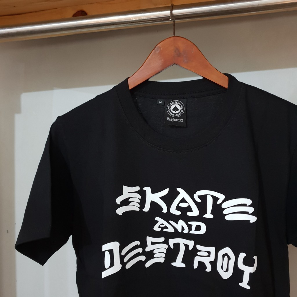 KAOS SKATE AND DESTROY HITAM