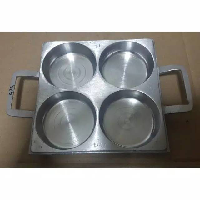 Cetakan terang bulan mini 4 lubang