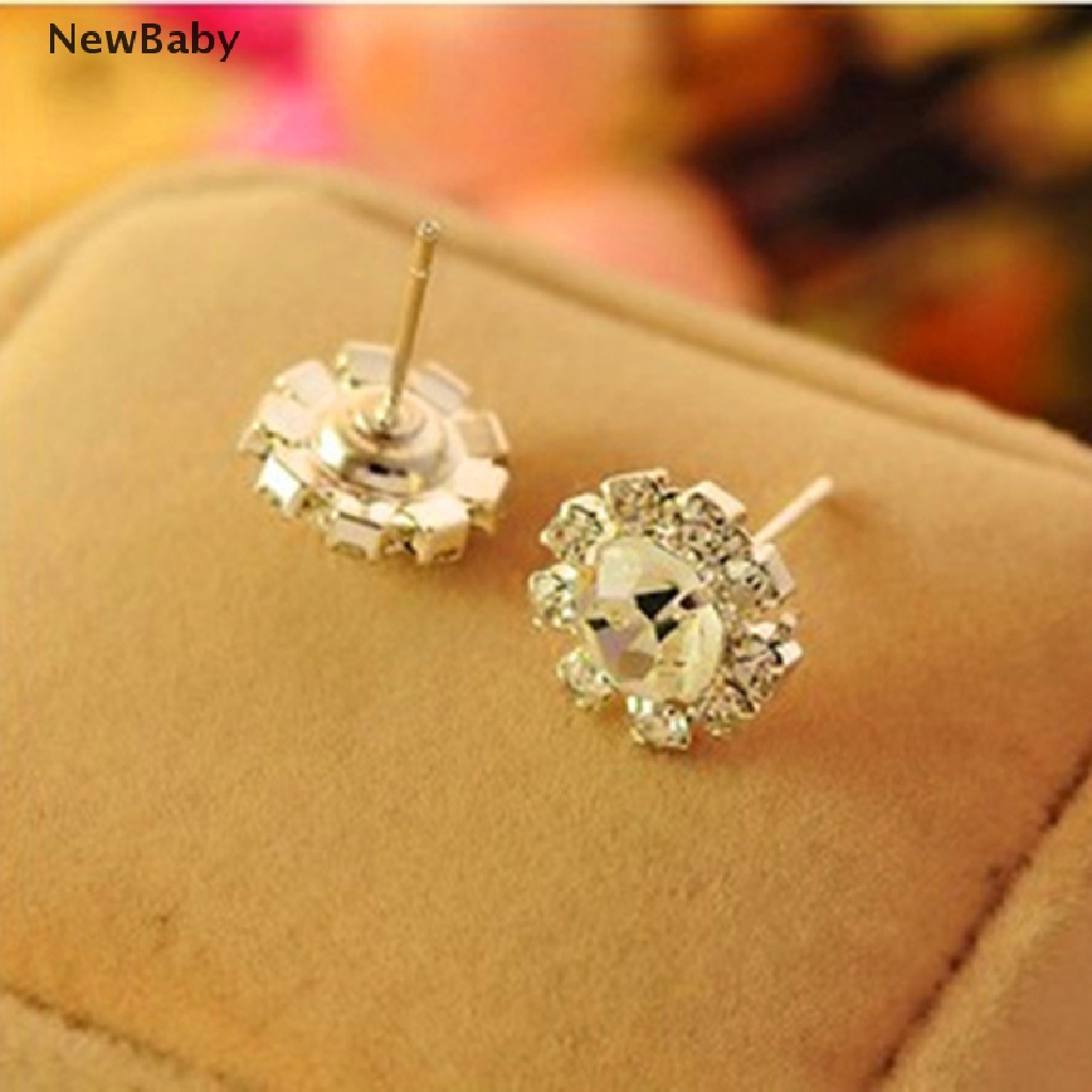 Anting Stud Kristal Bentuk Bunga Untuk Wanita