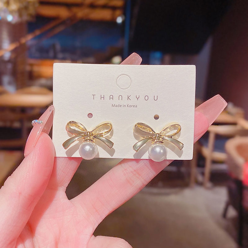 Anting Stud Desain Pita Aksen Mutiara Bahan S925 Silver